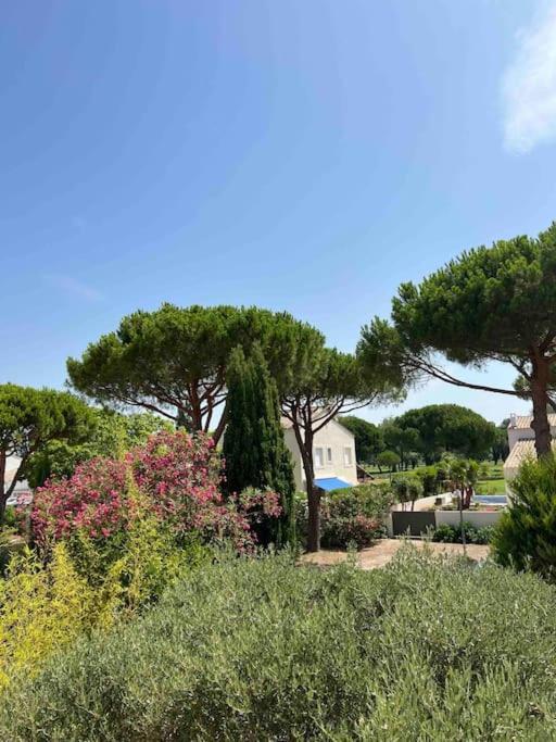 Magnifique Appartement Traversant Avec Vue Sur Le Golf La Grande-Motte Exterior photo